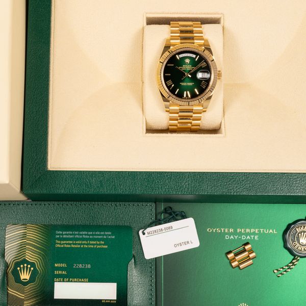 Rolex Day-Date 40 228238